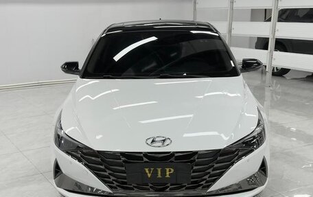 Hyundai Elantra, 2022 год, 1 300 000 рублей, 2 фотография