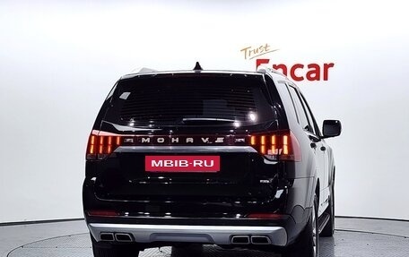 KIA Mohave I, 2024 год, 6 390 000 рублей, 4 фотография