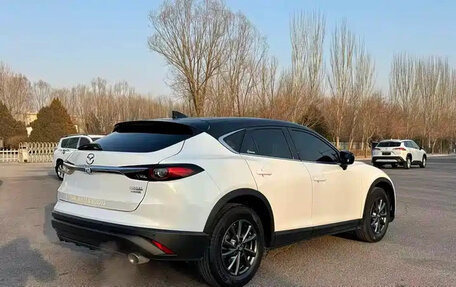 Mazda CX-4, 2021 год, 2 309 900 рублей, 5 фотография