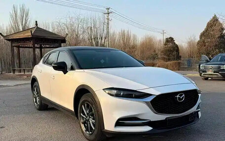 Mazda CX-4, 2021 год, 2 309 900 рублей, 3 фотография