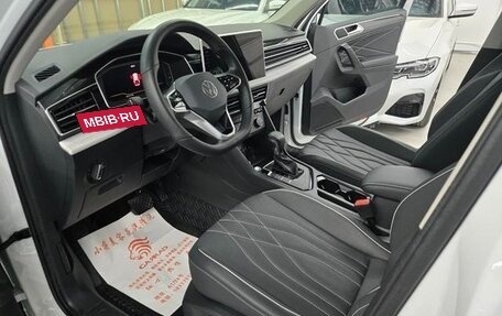 Volkswagen Tiguan II, 2022 год, 2 781 000 рублей, 7 фотография