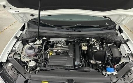 Volkswagen Tiguan II, 2022 год, 2 610 000 рублей, 19 фотография