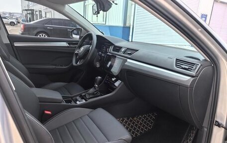 Skoda Superb III рестайлинг, 2023 год, 2 572 000 рублей, 10 фотография