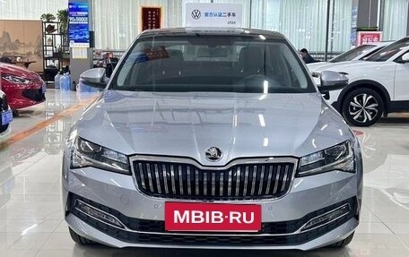 Skoda Superb III рестайлинг, 2024 год, 2 505 000 рублей, 2 фотография