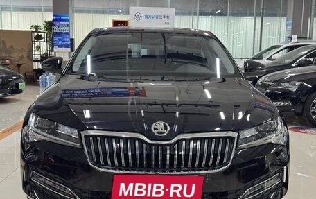 Skoda Superb III рестайлинг, 2024 год, 2 607 000 рублей, 2 фотография