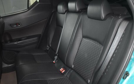 Toyota C-HR I рестайлинг, 2016 год, 2 200 000 рублей, 9 фотография