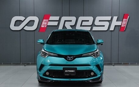 Toyota C-HR I рестайлинг, 2016 год, 2 200 000 рублей, 3 фотография