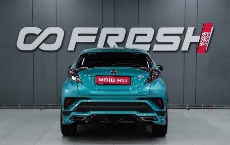 Toyota C-HR I рестайлинг, 2016 год, 2 200 000 рублей, 4 фотография