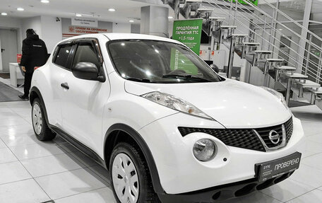 Nissan Juke II, 2012 год, 899 000 рублей, 3 фотография