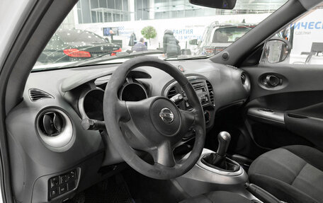 Nissan Juke II, 2012 год, 899 000 рублей, 20 фотография