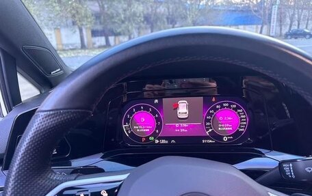 Volkswagen Golf VIII, 2022 год, 2 060 000 рублей, 11 фотография