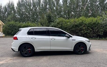 Volkswagen Golf VIII, 2022 год, 2 060 000 рублей, 4 фотография