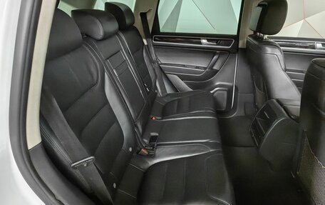 Volkswagen Touareg III, 2016 год, 2 495 000 рублей, 15 фотография