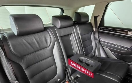 Volkswagen Touareg III, 2016 год, 2 495 000 рублей, 16 фотография