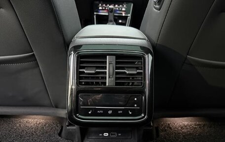 Volkswagen Passat B8 рестайлинг, 2021 год, 2 450 000 рублей, 19 фотография