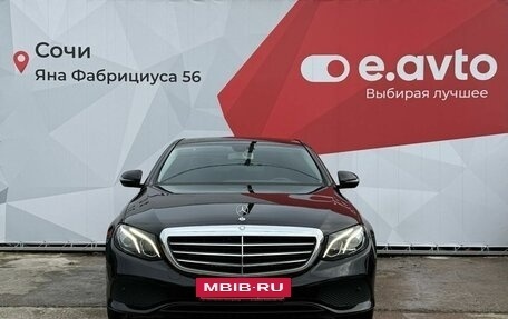 Mercedes-Benz E-Класс, 2016 год, 2 950 000 рублей, 2 фотография