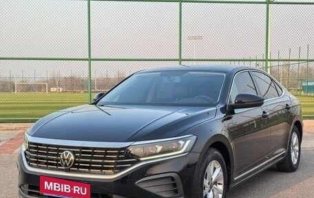 Volkswagen Passat B8 рестайлинг, 2021 год, 2 450 000 рублей, 3 фотография