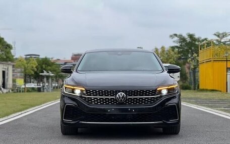 Volkswagen Passat B8 рестайлинг, 2021 год, 2 450 000 рублей, 3 фотография