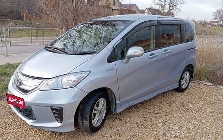 Honda Freed I, 2011 год, 1 050 000 рублей, 4 фотография