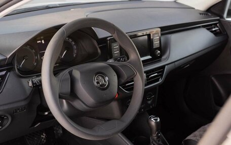 Skoda Rapid I, 2020 год, 1 420 000 рублей, 10 фотография