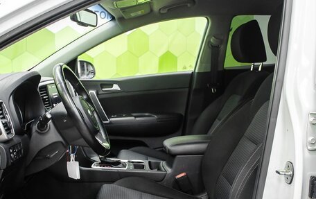 KIA Sportage IV рестайлинг, 2020 год, 2 300 000 рублей, 12 фотография