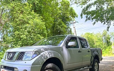 Nissan Navara (Frontier), 2007 год, 1 050 000 рублей, 3 фотография