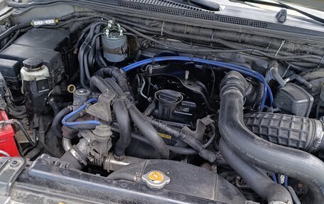 Nissan Navara (Frontier), 2007 год, 1 050 000 рублей, 15 фотография