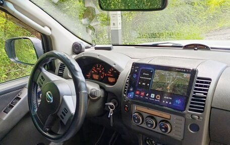 Nissan Navara (Frontier), 2007 год, 1 050 000 рублей, 10 фотография