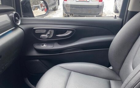 Mercedes-Benz V-Класс, 2022 год, 7 200 000 рублей, 12 фотография