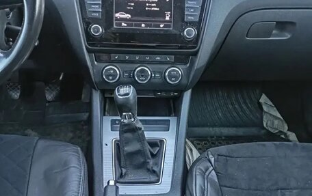 Skoda Octavia, 2014 год, 810 000 рублей, 17 фотография