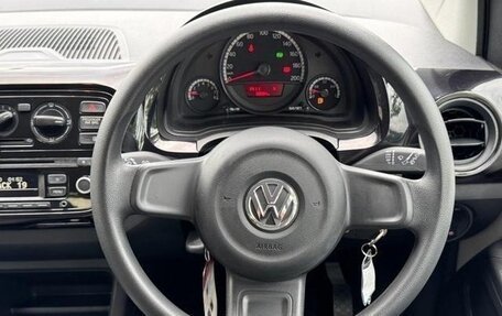 Volkswagen up! I рестайлинг, 2013 год, 540 000 рублей, 13 фотография