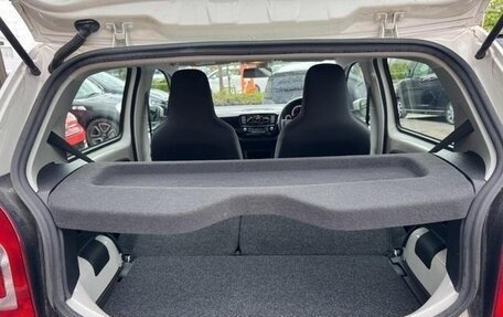 Volkswagen up! I рестайлинг, 2013 год, 540 000 рублей, 16 фотография