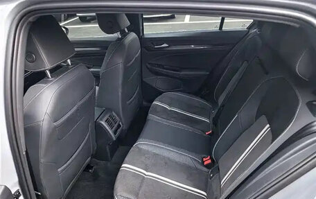 Volkswagen Golf VIII, 2022 год, 1 740 004 рублей, 10 фотография