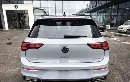 Volkswagen Golf VIII, 2022 год, 1 740 004 рублей, 4 фотография