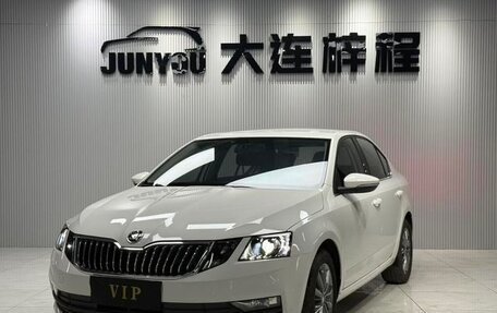 Skoda Octavia, 2022 год, 1 395 000 рублей, 3 фотография