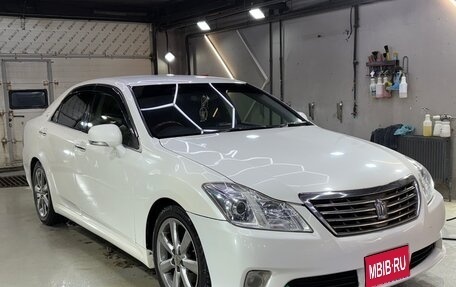 Toyota Crown, 2010 год, 1 950 000 рублей, 1 фотография