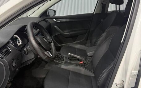 Skoda Octavia, 2022 год, 1 395 000 рублей, 9 фотография