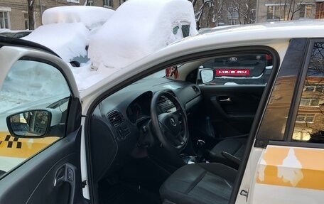 Volkswagen Polo VI (EU Market), 2018 год, 740 000 рублей, 9 фотография