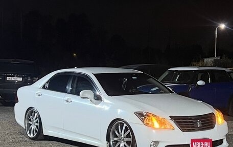 Toyota Crown, 2010 год, 1 950 000 рублей, 22 фотография