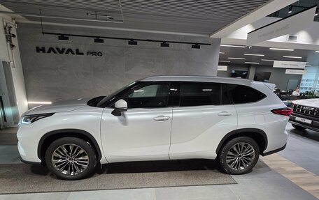 Toyota Highlander, 2025 год, 6 200 000 рублей, 4 фотография