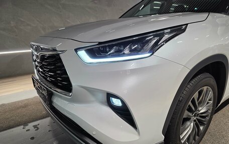 Toyota Highlander, 2025 год, 6 200 000 рублей, 9 фотография