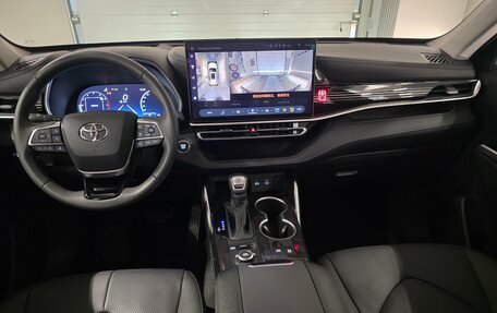 Toyota Highlander, 2025 год, 6 200 000 рублей, 13 фотография