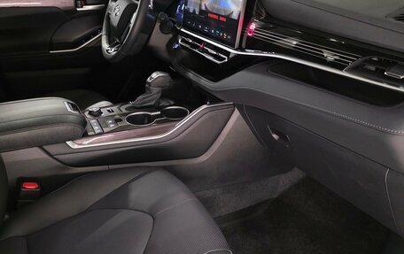 Toyota Highlander, 2025 год, 6 200 000 рублей, 14 фотография