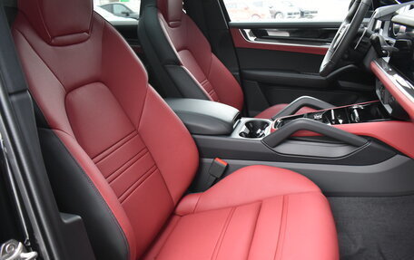 Porsche Cayenne III, 2025 год, 22 500 000 рублей, 18 фотография