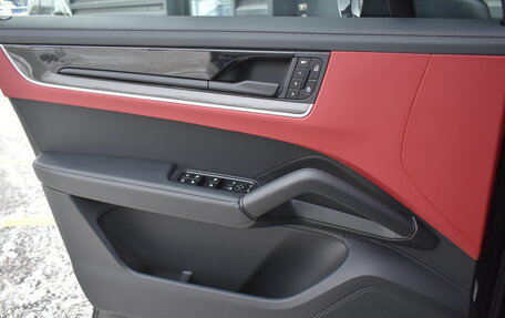 Porsche Cayenne III, 2025 год, 22 500 000 рублей, 27 фотография