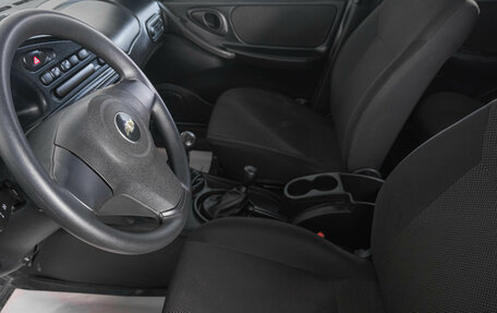 Chevrolet Niva I рестайлинг, 2017 год, 799 000 рублей, 8 фотография