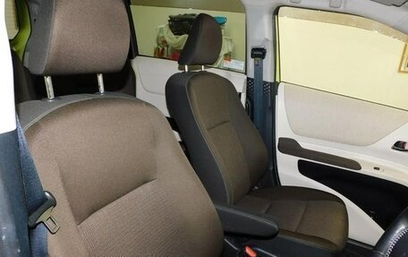 Toyota Sienta II, 2018 год, 1 322 000 рублей, 14 фотография