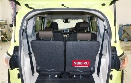 Toyota Sienta II, 2018 год, 1 322 000 рублей, 12 фотография