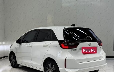 Honda Fit, 2022 год, 1 050 000 рублей, 5 фотография