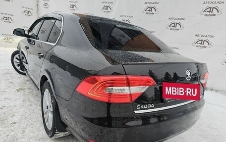 Skoda Superb III рестайлинг, 2013 год, 1 099 000 рублей, 7 фотография